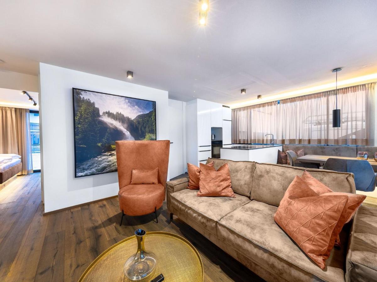 Apartment B-home,